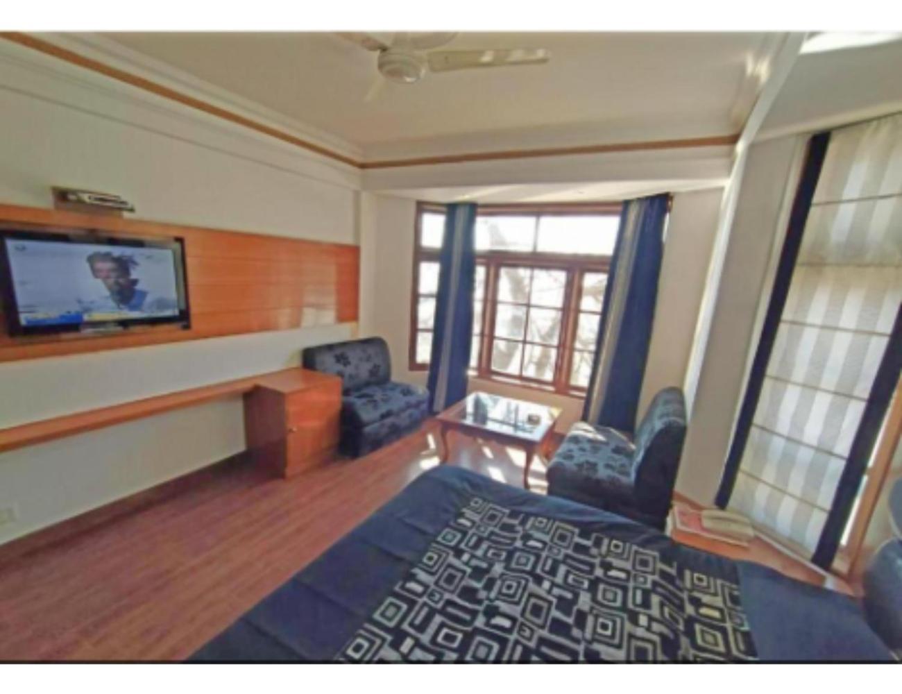 Hotel Horizon Near Picture Palace Bus Stand, Mussoorie Exterior photo